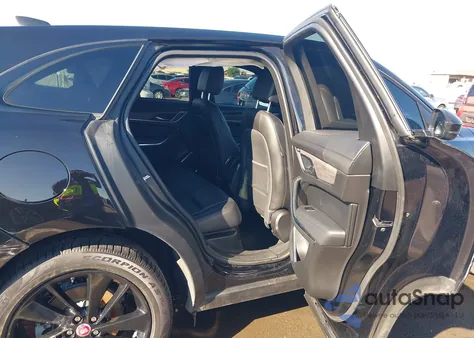 2021 Jaguar F-Pace S P250 Awd Automatic z USA, uszkodzony, nr VIN SADCJ2EX7MA674906